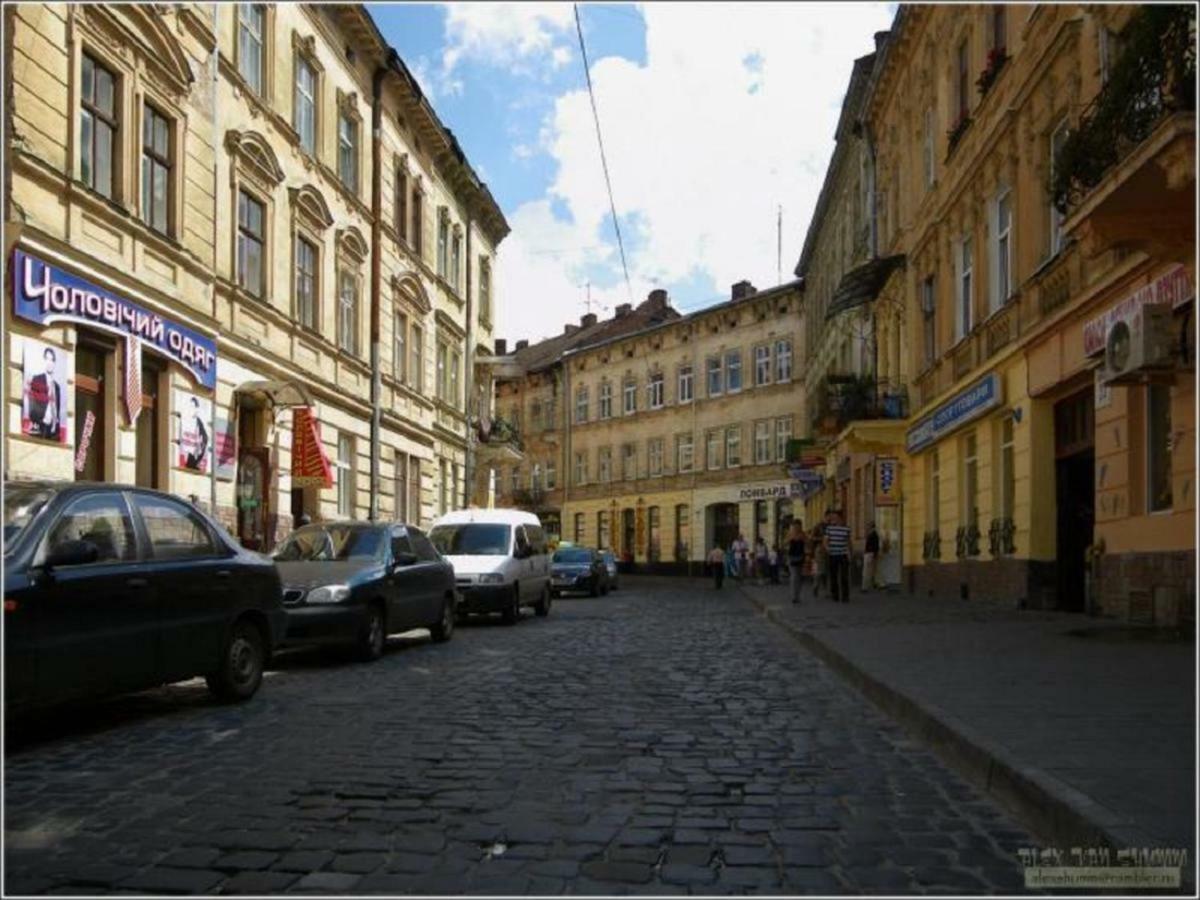Апартаменти Для Пари В Центральній Частині Львова ภายนอก รูปภาพ